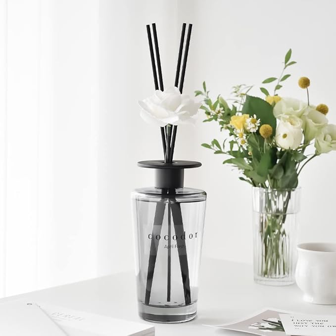 COCODOR White Flower Reed Diffuser / Garden Lavender / 1 Pack / Home & Office Decor Aromatherapy Diffuser Oil Gift Set / Large Size, Large Capacity, Big Size Diffuser, Black Edition/16.9Ounce(500 ml)