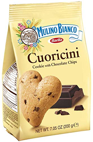 Mulino Bianco Cuoricini Cookies with Chocolate Chips | Heart-Shaped Italian Biscuits | No Palm Oil | Product of Italy | 7.05 Oz (200 g)