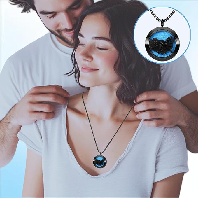 Aromatherapy Diffuser Necklace-Eagles Essential Oil Necklace,Aromatherapy Diffuser Pendant for Men and Women,Portable,Suitable for Yoga,Meditation,Travel,Stress Relief Gift(Black 30mm)