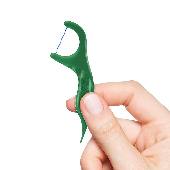 GUM Twisted Mint Floss Picks - Twisted Threads, Shred-Resistant Floss, Easy Grip Handle, 150 Count (Pack of 4)