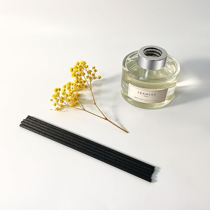 Reed Diffuser Sets Home Fragrance Essential Oil Diffuser Blue Bellflower Scent- 7 oz (210 ml) Fragrance Oil Diffuser for Bedroom Bathroom Home Décor Includes Reed Diffuser Sticks Scented Oils