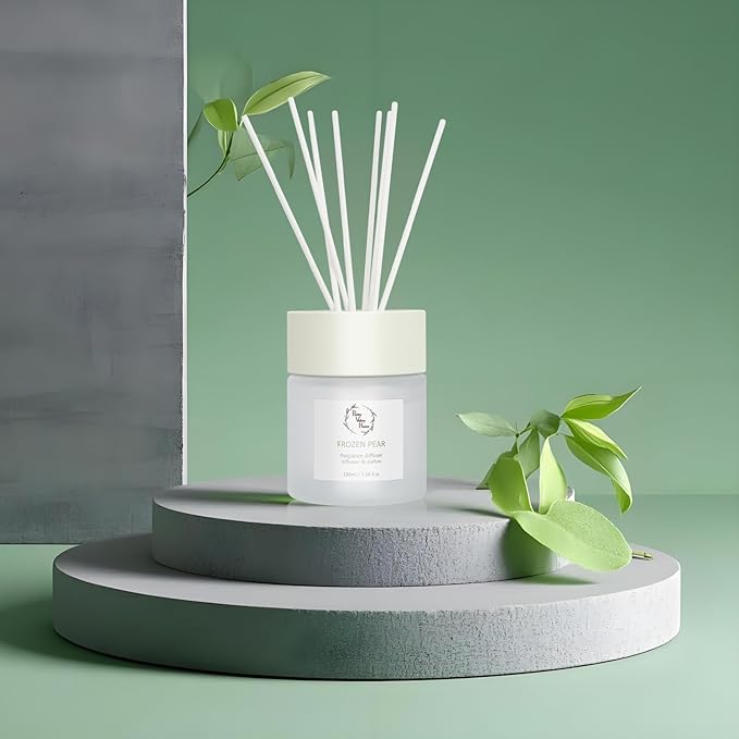 Reed Diffuser Set, Pretty Valley Home Diffuser 100Ml / 3.38fl OZ Gift Box - Includes Reed Diffuser Sticks, Fragrance Oil, and Glass Bottle for Bathroom Office Living Room Decor (Frozen Pear)