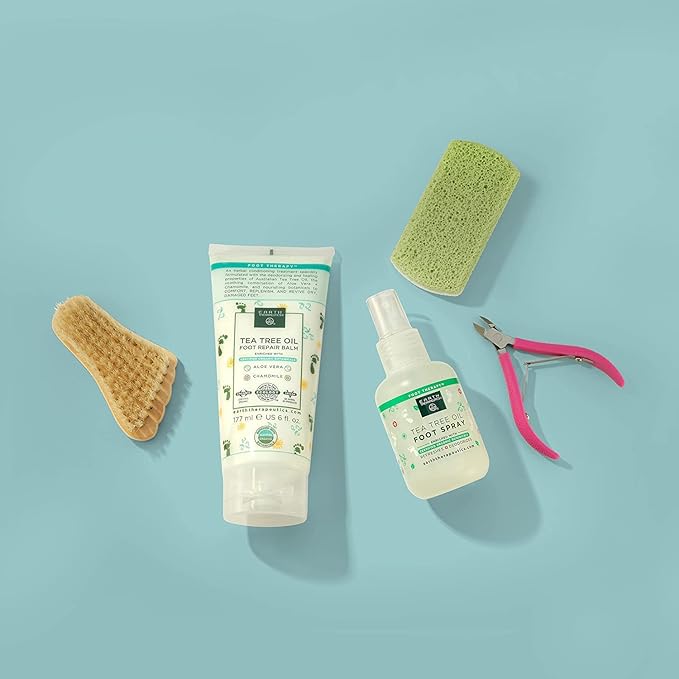 Earth Therapeutics TEA TREE OIL FOOT SPRAY – Natural Cooling Foot Spray – Refreshes & Deodorizes Feet – Enriched with Certified Organic Botanicals – Antiseptic Foot Treatment for Rapid Relief - 4 Oz