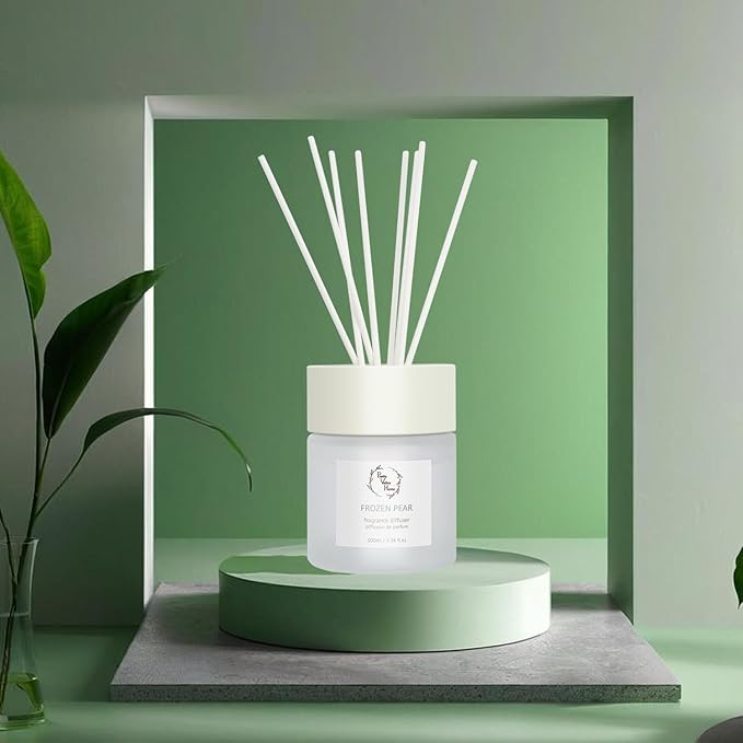 Reed Diffuser Set, Pretty Valley Home Diffuser 100Ml / 3.38fl OZ Gift Box - Includes Reed Diffuser Sticks, Fragrance Oil, and Glass Bottle for Bathroom Office Living Room Decor (Frozen Pear)