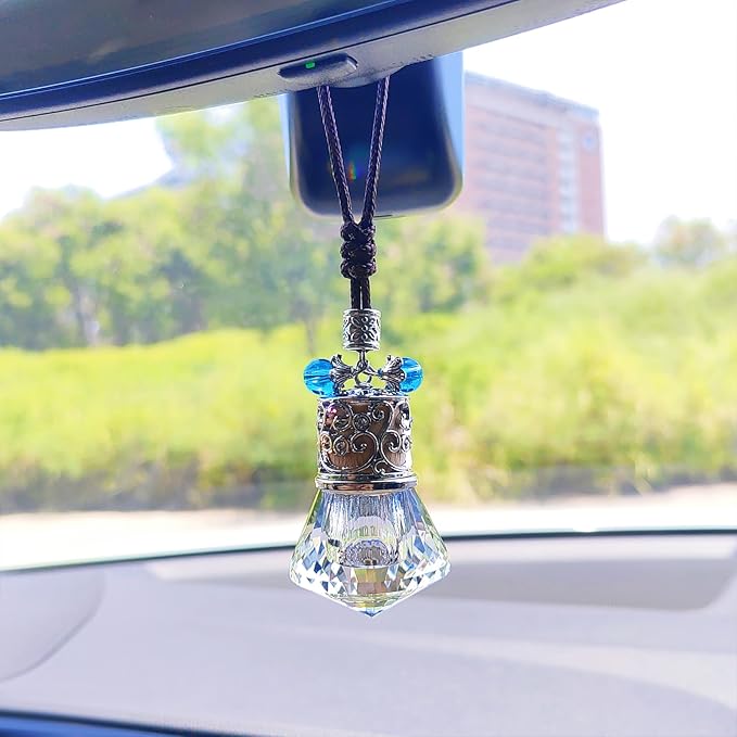 Car Air Freshener Diffuser Hanging Ornament, Diamond-shaped Empty Crystal Bottle Car Mirror Hanging Accessories, Elegant Bottle Pendant with Wooden Caps Rear View Mirror Accessories