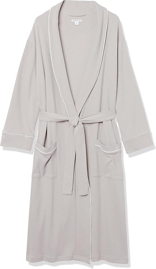 Amazon Essentials Men's Lightweight Waffle Bathrobe (Available in Big & Tall)