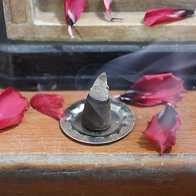 Yajna Lavender 100%-Natural-Incense-Cones Handmade-Hand-Dipped Organic-Chemicals-Free for-Purification-Relaxation-Positivity-Yoga-Meditation The-Best-scents (60 Count)