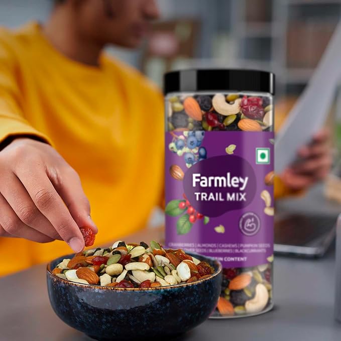 Farmley Trail Mix | Superfood | Mixed Seeds, Nuts and Berries | 7-in-1 Mix | Cranberries, Almonds, Cashews, Pumpkin Seeds, Sunflower Seeds, Blueberries, Blackcurrents | 15.87 Oz