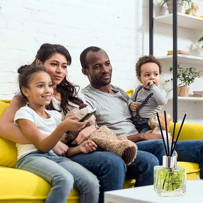 Reed Diffuser Set with Sticks,Vanilla Scent Oil for Bedroom Office Gym and Stress Relief, Home Fragrance Products 50 ml / 1.7 oz