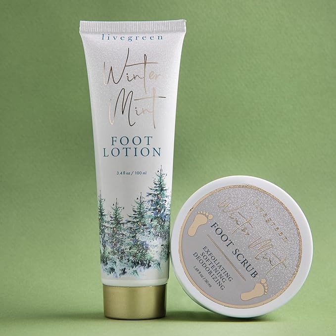 Live Green Bath and Body Present Set- Foot Spa Set with Fuzzy Socks, Lotion, and Scrub, Winter Mint