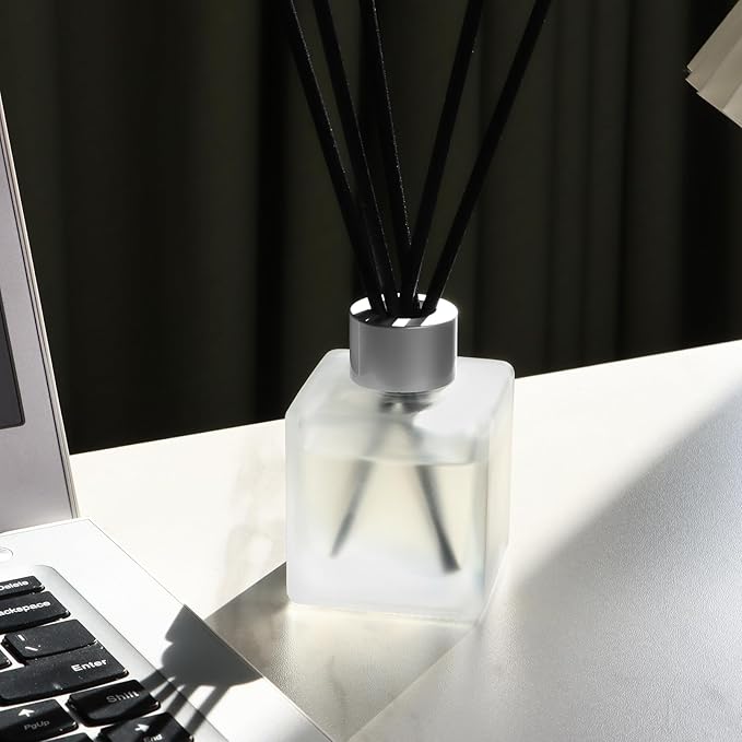 3-Pack Reed Diffuser Set, Gardenia/Lavender/Rose Scented Oil, Flower Aroma Essential Oils with Diffuser Sticks, Long Lasting Bathroom Air Freshener, Home Fragrance for Room Decor