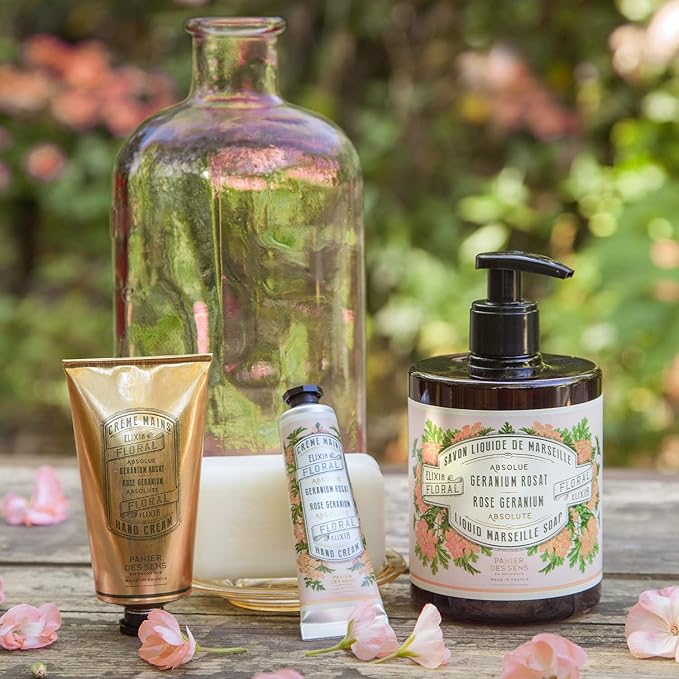 Panier des Sens - Small Hand Cream for Dry Cracked Hands โ Rose Geranium Mini Hand Lotion for Dry Skin - With Sweet Almond and Olive Oil - Hand Care 97% Natural Ingredients - Travel Size 1 floz