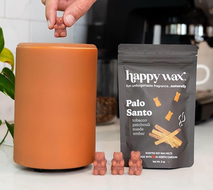 Happy Wax Palo Santo Scented Bear Wax Melts - Natural Strong Scented Woodsy Wax Melts Infused w/Essential Oils - Non Toxic Wax Melt & Pet Safe Wax Melts - (8 oz Pouch)