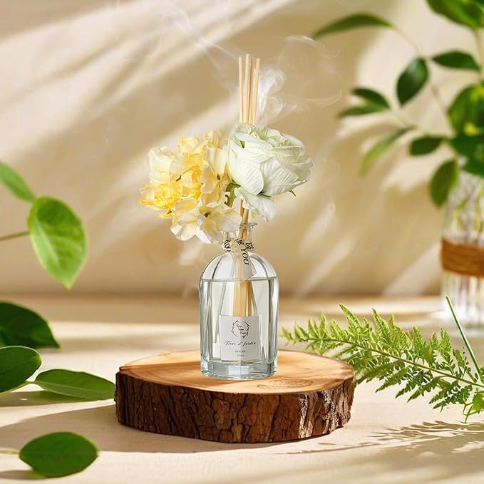 Reed Diffuser Set, Pretty Valley Home Dried Flowers Diffuser 120Ml / 4.05 fl OZ Gift Box - Includes Sticks, Long Lasting Fragrance Oil and Glass Bottle for Office Living Room Decor (Fleur d Jardin)