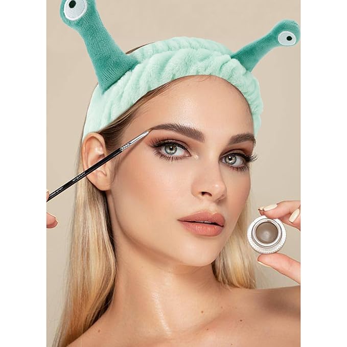 VELSCRUN Spa Headband, Makeup Face Wash Skincare Headbands, 5 Pcs Sponge Get Ready Snail Hairband Facial Wristband Hair Clip Set, Stuff for Teen Girls Women Trendy Hair Accessories Light Green