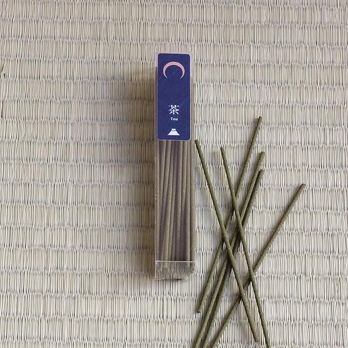 Asayu Japan Low Smoke Incense Sticks - Japan Set (Green Tea + Sakura Cherry Blossom), 40gr (Each Scent 20g), for Yoga, Zen Meditation and Relaxation - Smokeless for Less Irritation