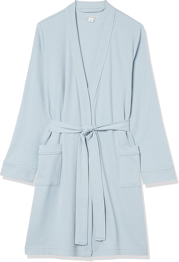 Amazon Essentials Women's Lightweight Waffle Mid-Length Robe (Available in Plus Size)