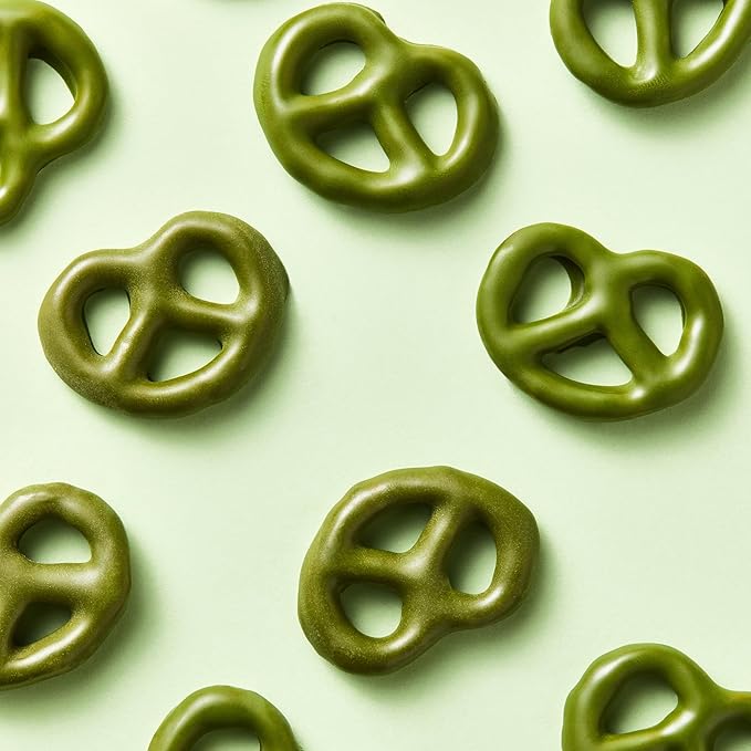 OSULLOC Matcha Pretzel (2.46 oz, 70g), Korean Matcha Flavored Snacks | Asian Snacks, Premium Tea Snacks from Jeju island