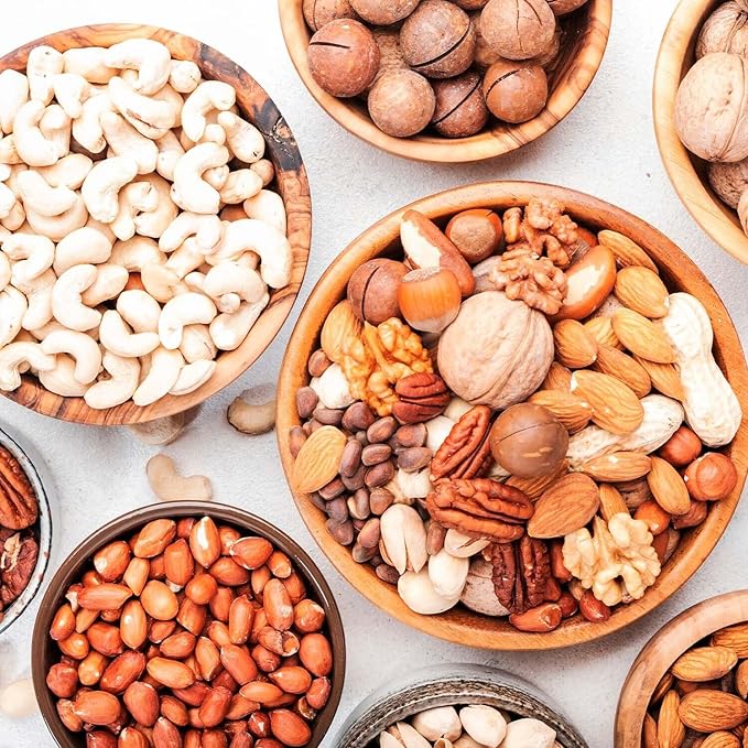 Yupik Deluxe Roasted Salted Nut Mix, 2.2 lb (35.2 oz), Vegan, Gluten Free, Cholesterol Free, A Blend of Cashews, Brazil Nuts, Hazelnuts & Pecans, Healthy Snacks