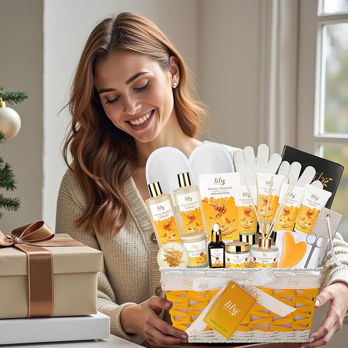 Christmas Gifts for Women - 21-Piece Luxury Bath & Body Gift Basket Set for Women, Spa Gift Basket Self Care Gifts for Her | Gift Set for Mothers Day, Birthday Gifts, All Occasion Present