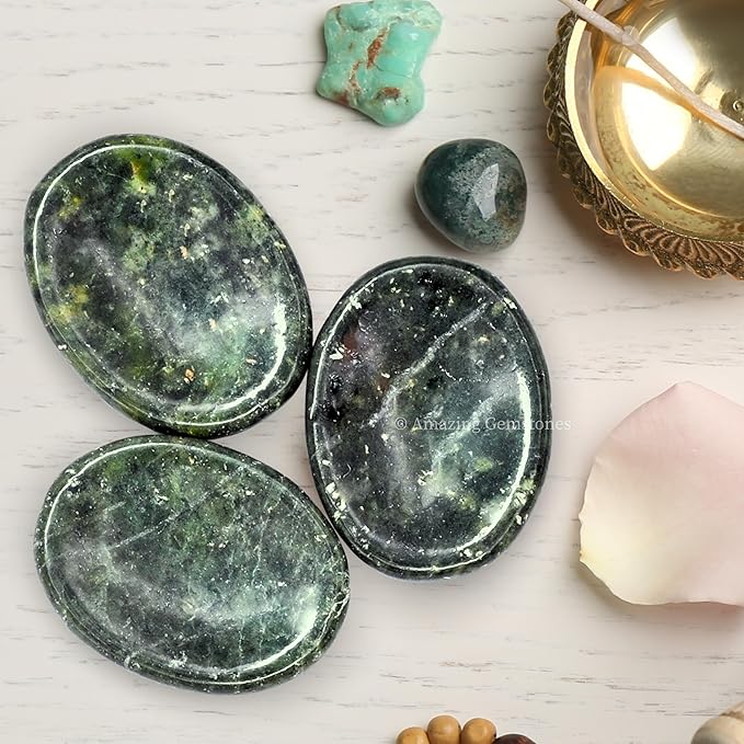 Amazing Gemstone Green Jade Worry Stone Crystals and Healing Stones - Worry Stones for Stress Relief Gifts - Piedra Crystal Fidget for Meditation - Unique Stocking Stuffers and Birthday Gifts
