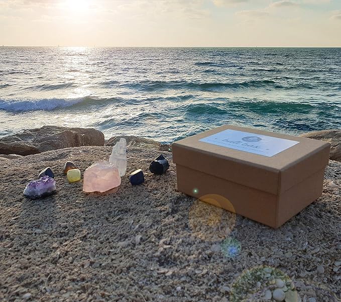 AtPerry's Bali Box - Healing Crystals Set - 8 Natural Chakra Crystals Tumbled & Raw Including Selenite, Amethyst, Lapiz Lazuli & Black Tourmaline