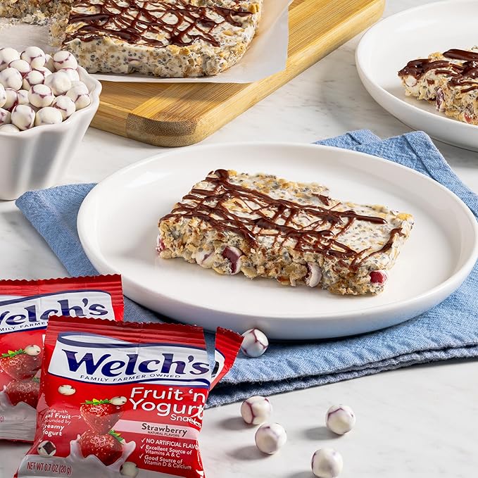 Welch's Fruit Snacks, Fruit 'n Yogurt Variety Pack, Strawberry, Mango Peach, Gluten Free, Bulk Pack, Single Serve, 0.7 oz Bags (Pack of 50)