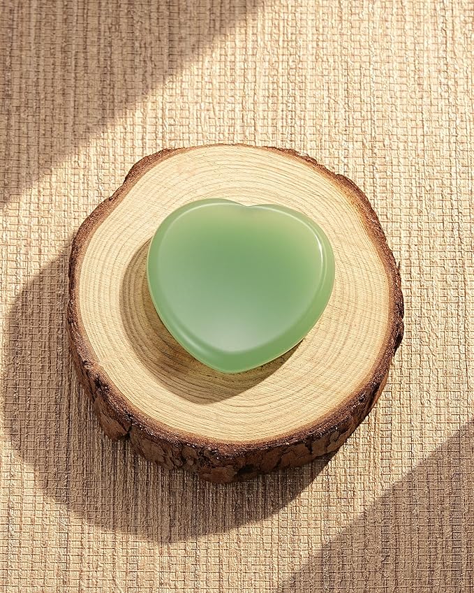 QianCannaor Green Aventurine Heart Shaped Worry Stone for Adults ⢠Crystals and Healing Stones for Anxiety, Stress Relief, Meditation & Keep Calm ⢠Pocket Palm Stone with Affirmation Card