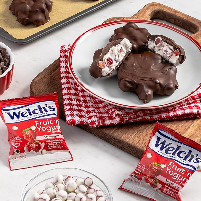 Welch's Fruit Snacks, Fruit 'n Yogurt Variety Pack, Strawberry, Mango Peach, Gluten Free, Bulk Pack, Single Serve, 0.7 oz Bags (Pack of 50)