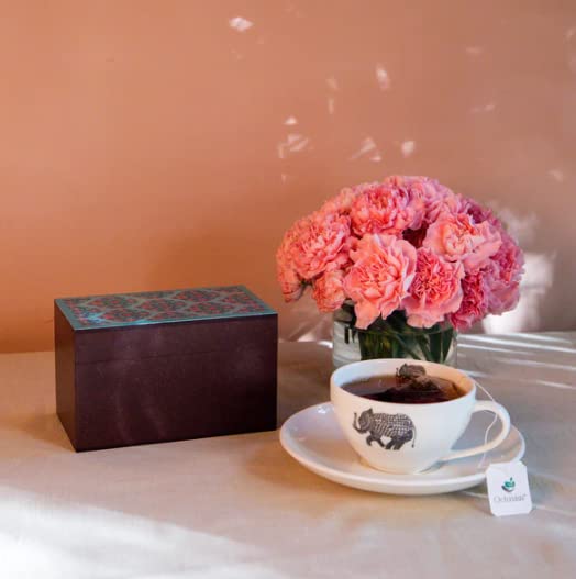 Octavius Assortment of 6 Black & Green Teas - 30 Enveloped Tea Bags in Ornate Floral Art Wooden Box | Tea Sampler Assortment Box Tea Variety Pack | Tea gift for Tea Lovers, Family, Friend