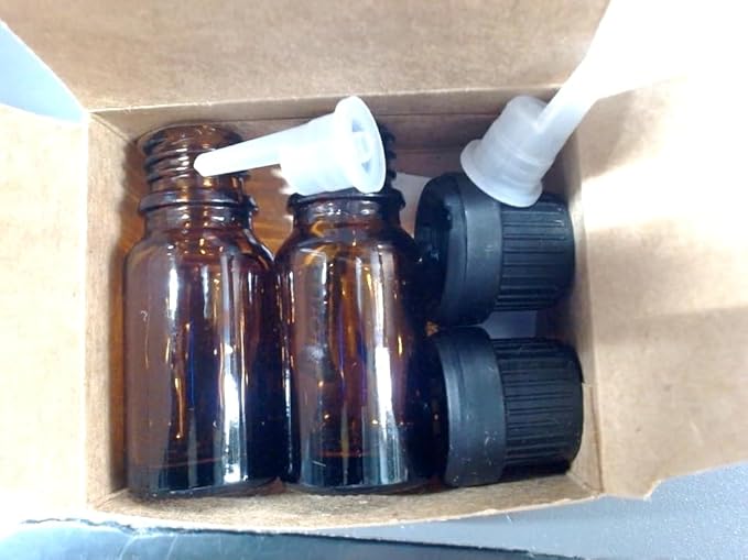 HIQILI 16 Fl Oz Cedarwood Essential Oil, Pure Natural Cedarwood Oil for Diffuser, Aromatherapy - 500ML