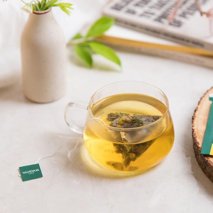 VAHDAM, Assorted Green Tea Bags Sampler (5 Flavors, 20 Ecofriendly Pyramid Tea bags) I Gift Ideas for Women & Men | Himalayan Green Tea Varieties | Gluten Free & Non GMO | Gift Ideas for Him/Her