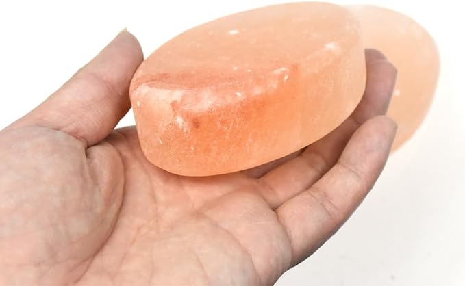 2 Pcs Leaf Shape Himalayan Salt Massage Stones Hot Massage Cold Massage Stones Set Warm Rocks Kit for Facial SPA3.93 * 2.76IN(10 * 7CM