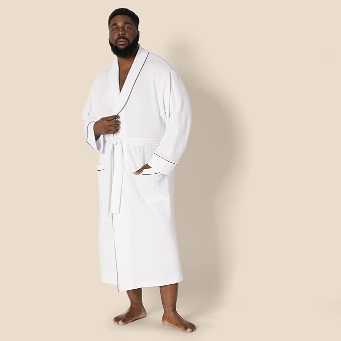 Amazon Essentials Men's Lightweight Waffle Bathrobe (Available in Big & Tall)