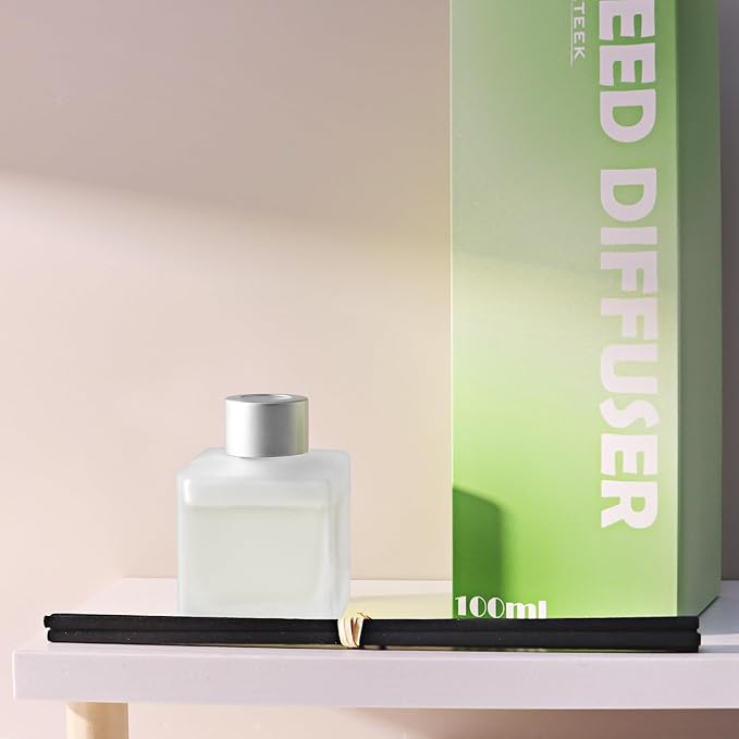 Reed Diffuser, Bamboo & White Tea Essential Oil with 5 Diffuser Sticks, 3.4 fl oz(100ml) Long Lasting Scent Bathroom Air Freshener, Home Fragrance for Office Room Decoration (1 Pack)