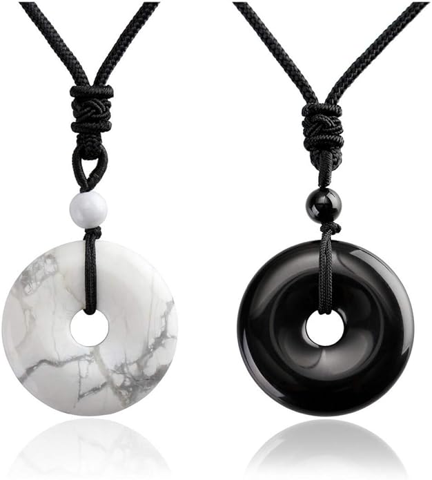 Jovivi 30mm Circle Donut Healing Crystals Necklace Natural Semi-Precious Chakra Gemstone Stone Amulet Lucky Coin Donuts Charm Protection Quartz Reiki Pendant Necklace for Men Women Adjustable Rope