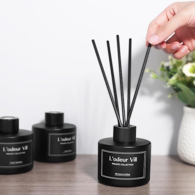 L'odeur Vill Reed Diffuser, 3.4oz(100ml) Moroccan Amber Reed Diffuser Set with 6 Oil Diffuser Sticks, Matte Black Aroma Scent Diffuser, Long Lasting Home Fragrance for Bathroom Shelf Decor