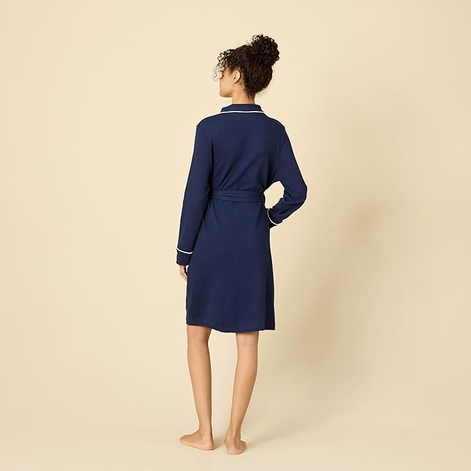 Amazon Essentials Women's Lightweight Waffle Mid-Length Robe (Available in Plus Size)