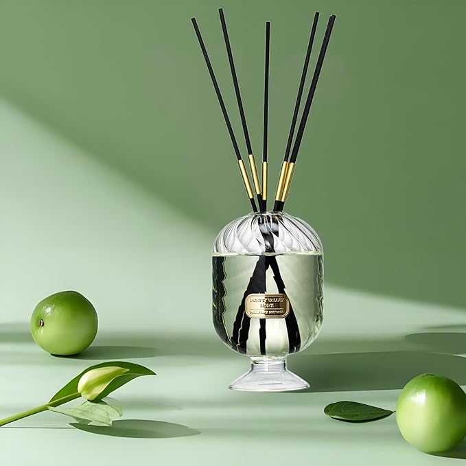 Reed Diffuser Set, Pretty Valley Home Diffuser 200Ml / 6.76 fl OZ Gift Box - Includes Reed Diffuser Sticks, Long Lasting Fragrance Oil and Glass Bottle for Office Living Room Decor (Honeysuckle)