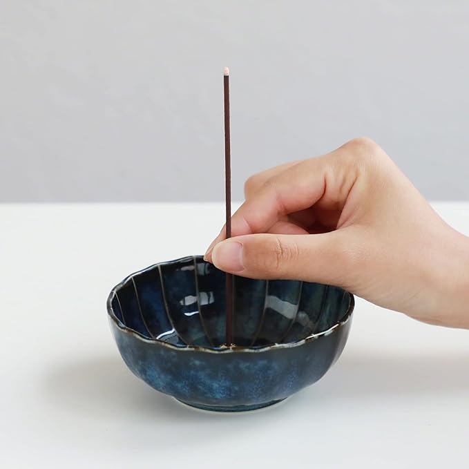 Asayu Japan Low Smoke Incense Sticks - Nature Set (Plum + Agarwood), 40gr (Each Scent 20g), for Yoga, Zen Meditation and Relaxation - Smokeless for Less Irritation