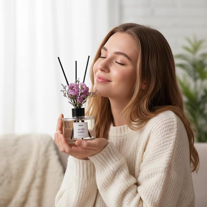 Flower Reed Diffuser Set, Essential Oils Scented Diffuser with Sticks, Home Fragrance Reed Diffuser for Bathroom Shelf Decor 5.07 oz / 150ml