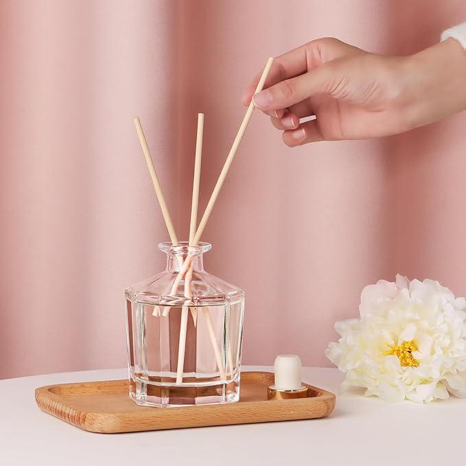 L'odeur Vill Reed Diffuser, 8.5 Oz(250ml) Red Rose Bathroom Diffuser with 10 Sticks, Scented Diffuser Home Fragrance Essential Oil Reed Diffuser Set for Home Large Rooms Bathroom Shelf Decor