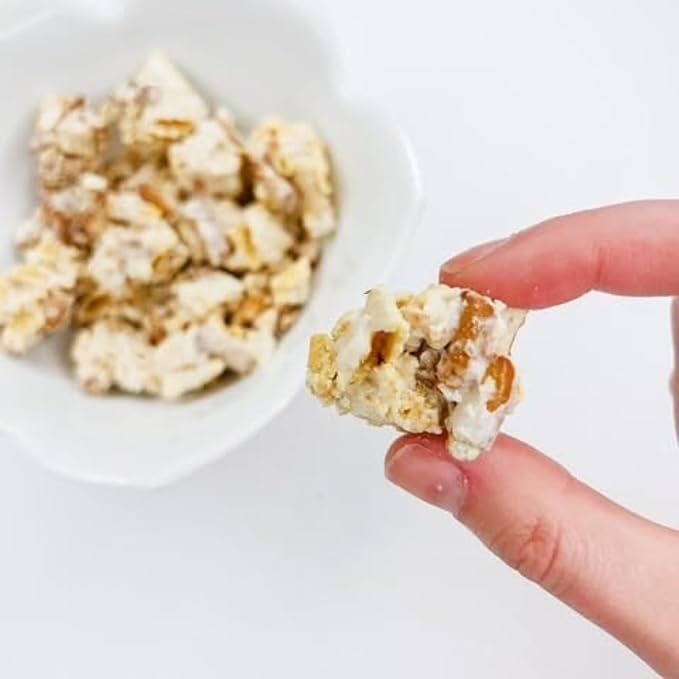 Chunk Nibbles Original Vanilla Snack Clusters - Grandma Cuddy’s Recipe with Pretzels, Corn Squares & Peanuts - Sweet & Salty Classic, Handcrafted, Small Batch - 4.25oz Resealable Pouch (3 Pack)