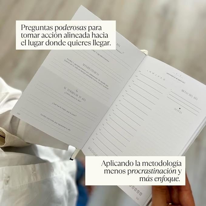 Daily Gratitude Journal & Dreams Planner Undated 2-in-1 | For Mindfulness, Purpose & Success | Includes Mirror for Affirmations & Luxury Gift Box (Spanish Edition) – Stay present while achieving your dreams - Diario de Sueños y Gratitud