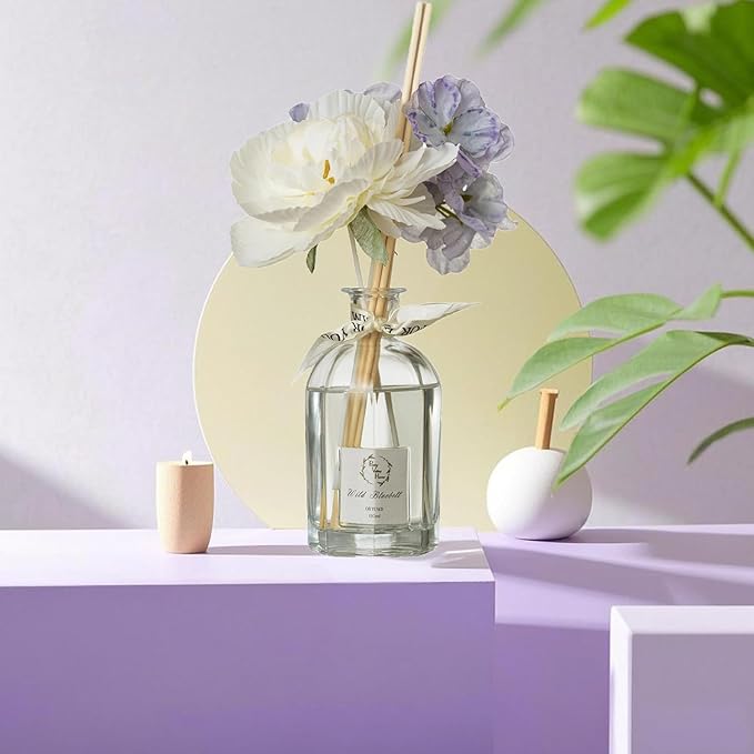 Reed Diffuser Set, Pretty Valley Home Dried Flowers Diffuser 120Ml / 4.05 fl OZ Gift Box - Includes Sticks, Long Lasting Fragrance Oil and Glass Bottle for Office Living Room Decor (Wild Bluebell)