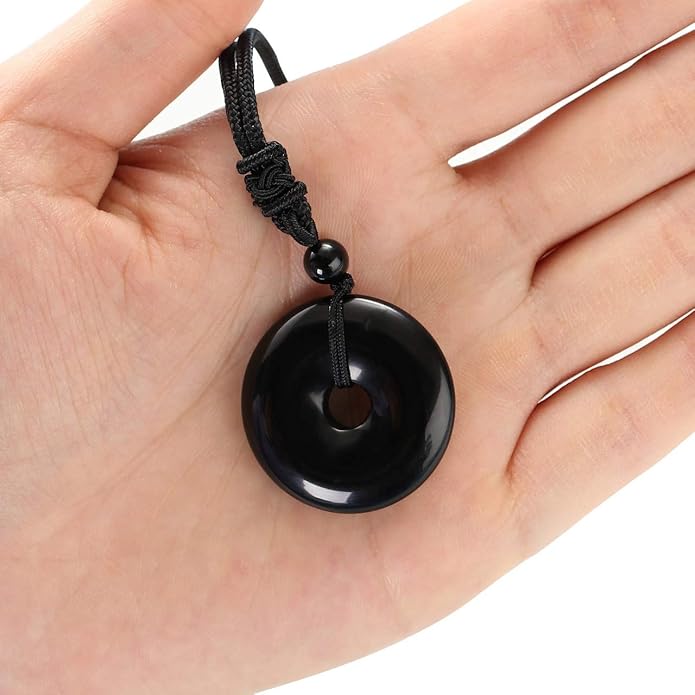 Jovivi 30mm Circle Donut Healing Crystals Necklace Natural Semi-Precious Chakra Gemstone Stone Amulet Lucky Coin Donuts Charm Protection Quartz Reiki Pendant Necklace for Men Women Adjustable Rope