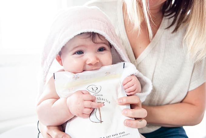 Bathorium Little Charlie Bath Soak, Nourishing Soak for Babies, Made with Colloidal Oat, Chamomile & Coconut, Moisturizes & Soothes Delicate Skin, 9 oz