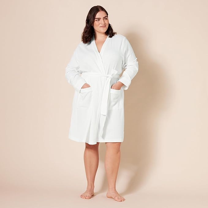 Amazon Essentials Women's Lightweight Waffle Mid-Length Robe (Available in Plus Size)