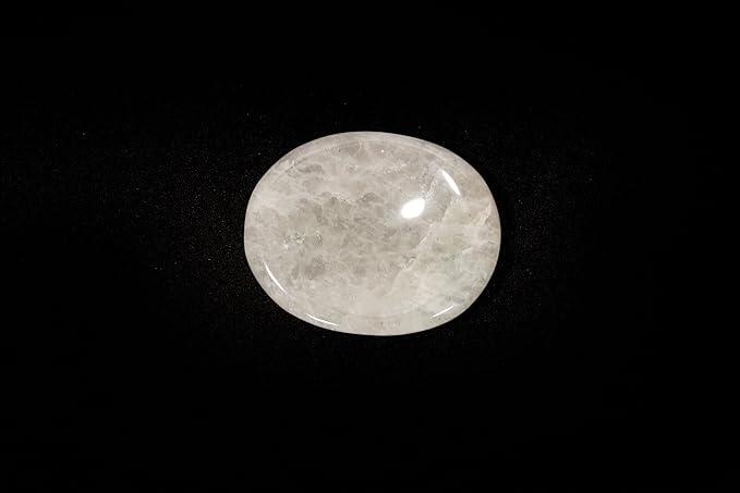 L PEDRA & CRYSTAL Worry Stone A Handheld Comfort to Ease Stress, Enhance Focus, and Promote Inner Peace (Green Quartz Worry Stone)