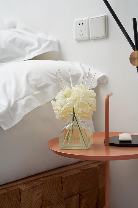 COCORRÍNA Reed Diffuser - 8.5 Oz Clean Linen Reed Diffuser with 8 Sticks for Home Bathroom Shelf Decor (Simple Luxe Collection)